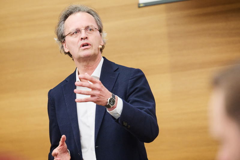 Keynote Bernhard Pörksen (Professor für Medienwissenschaft an der Universität Tübingen und Buchautor).