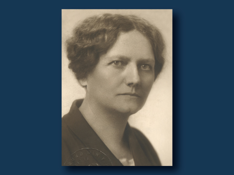 Emmy Freundlich (1878–1948), aus Aussig/Ústí nad Labem in Nordböhmen stammende Abgeordnete zum Nationalrat (SDAP), Publizistin und internationale Genossenschaftsfunktionärin