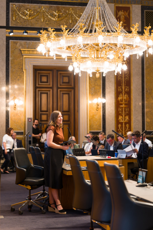Am Wort: Bundesministerin Claudia Bauer (ÖVP)