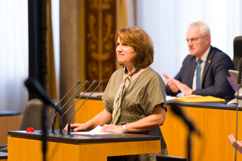 Am Wort: Bundesratsmitglied Johanna Miesenberger (ÖVP)