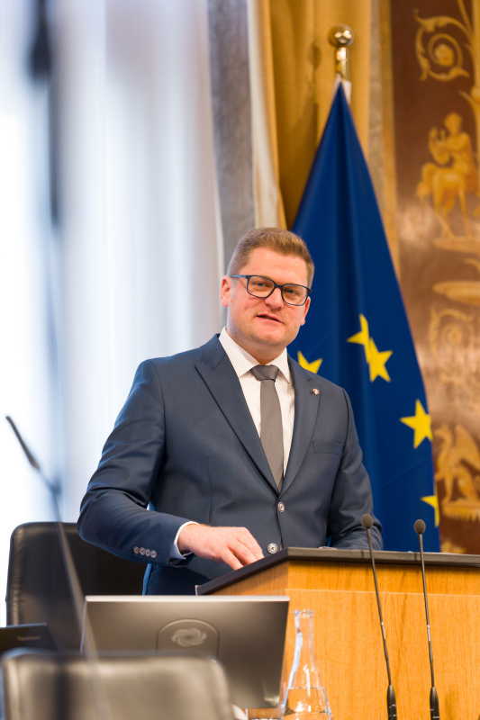 Abschiedsworte anlässlich des Vorsitzwechsels. Bundesratspräsident Markus Stotter (ÖVP)