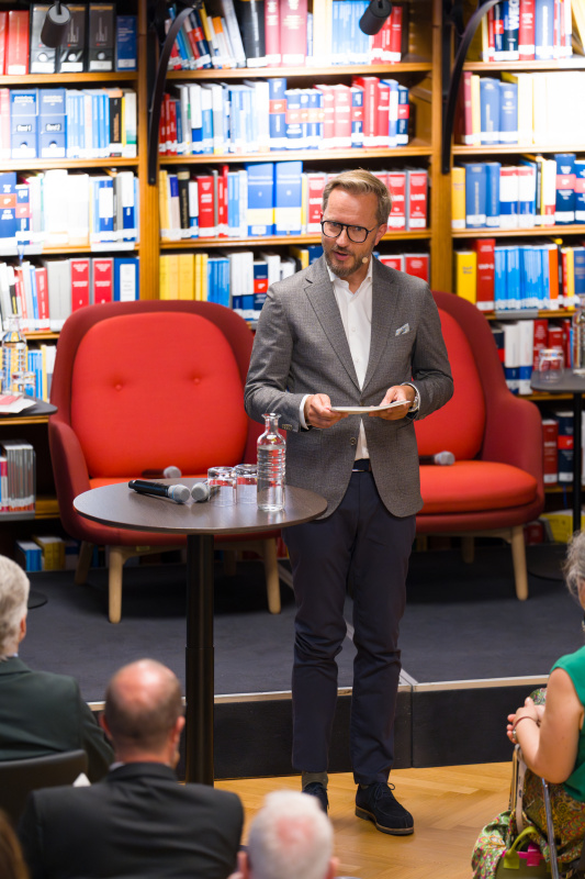 Moderation. Thomas Kassl (Dialogplattform Staat & Gesellschaft Parlamentsdirektion)