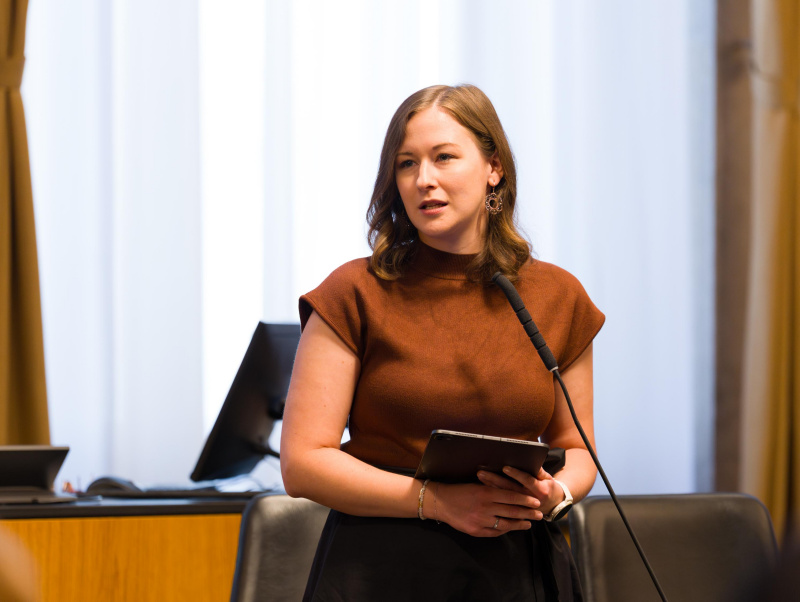 Claudia Bauer
