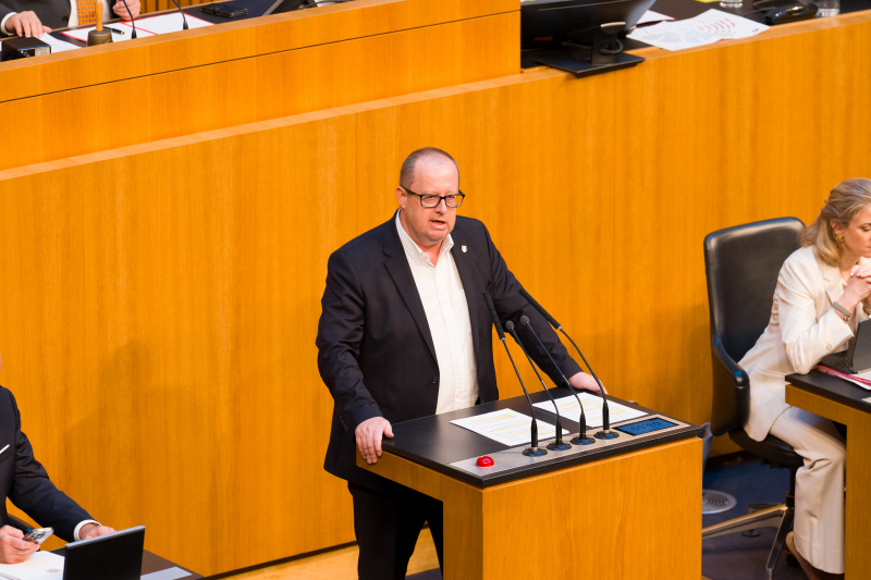 Nationalratsabgeordneter Hubert Fuchs (FPÖ) am Wort
