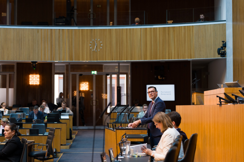 Nationalratsabgeordneter Heinrich Himmer (SPÖ) am Wort
