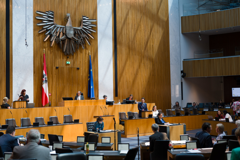 Bildungsminister Christoph Wiederkehr (NEOS) am Wort