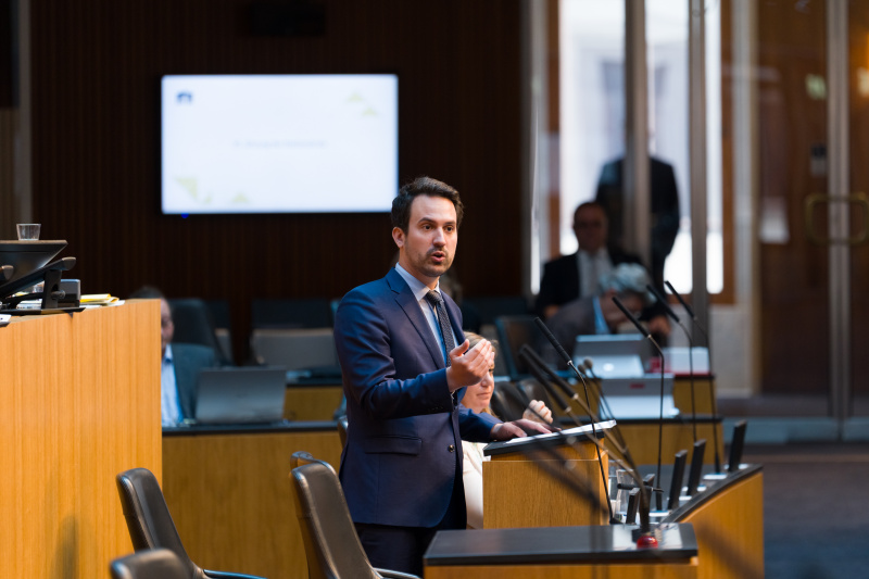 Bildungsminister Christoph Wiederkehr (NEOS) am Wort