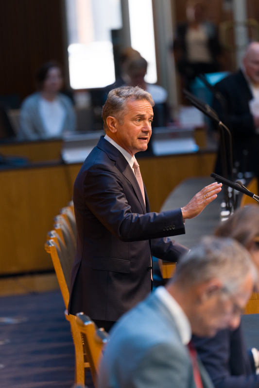 Nationalratsabgeordneter Norbert Sieber (ÖVP) am Wort
