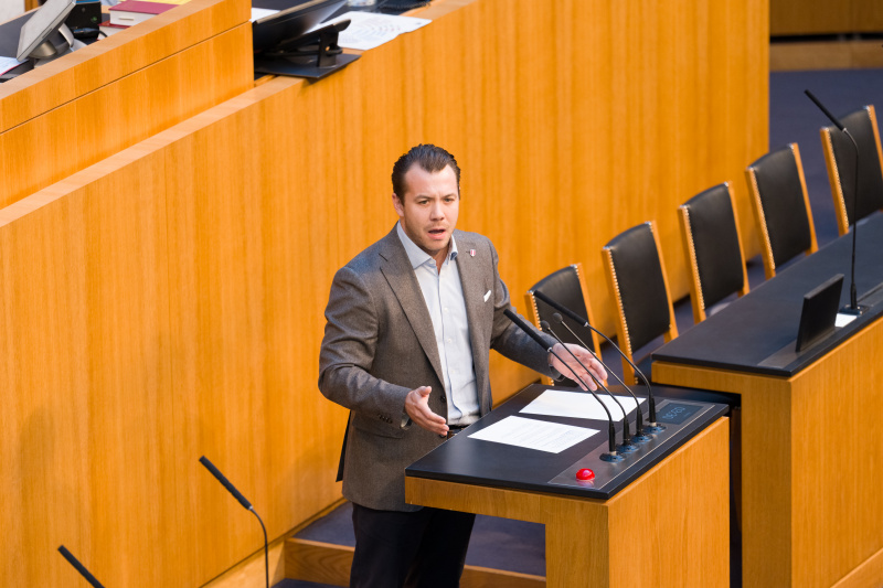 Nationalratsabgeordneter Maximilian Weinzierl (FPÖ) am Wort