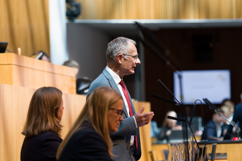 Finanzminister Markus Marterbauer (SPÖ) am Wort