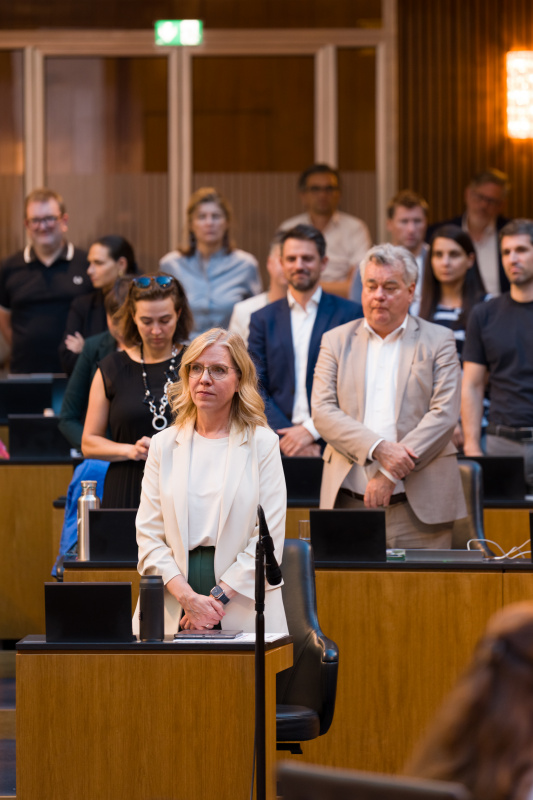 Blick ins Plenum - Abstimmung über das Doppelbudget 2027/2028