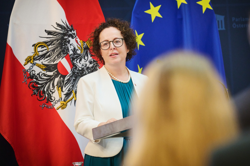 Ansprache Bundesratspräsidentin Christine Schwarz-Fuchs (ÖVP)