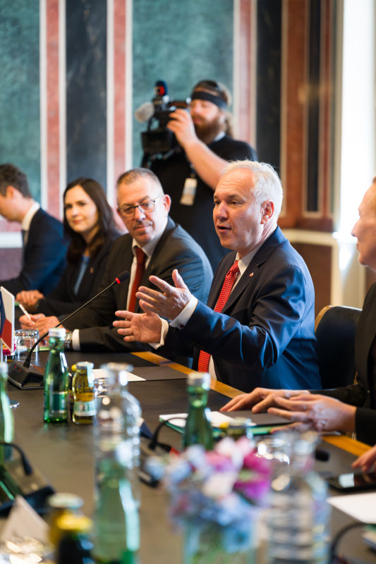 Arbeitsgespräch. Österreichische Delegation unter der Leitung von Nationalratspräsident Walter Rosenkranz (FPÖ)