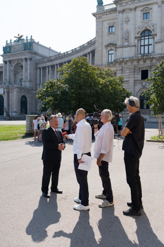 ORF-Interview mit dem Vorsitzender des Volksgruppenbeirats der Roma Emmerich Gärtner-Horvath