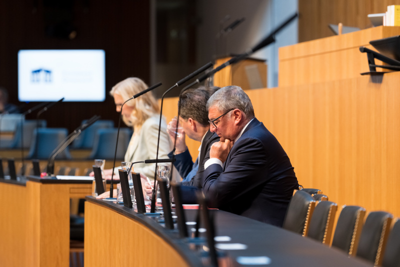 Auf der Regierungsbank: Staatssekretär Jörg Leichtfried (SPÖ)