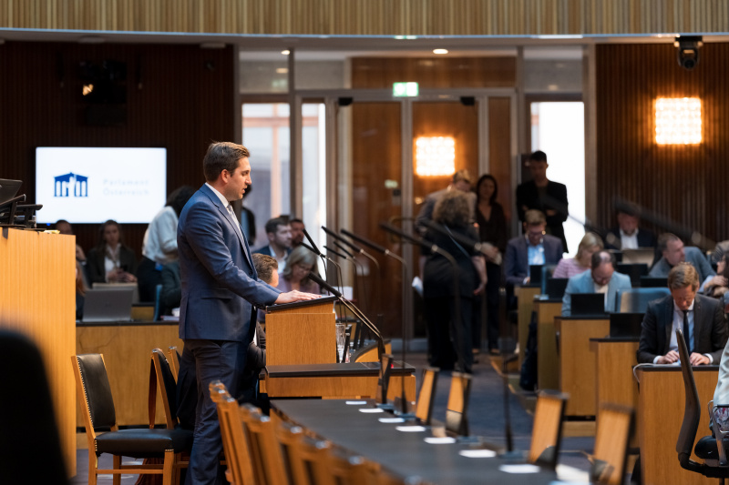 Staatssekretär Alexander Pröll (ÖVP) bei der Beantwortung