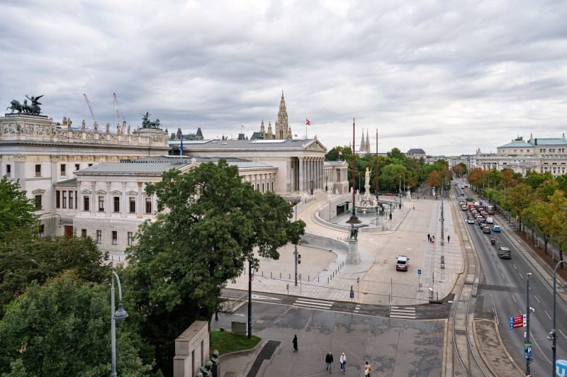 Blick auf das Parlamentsgebäude im Jahr 2026
