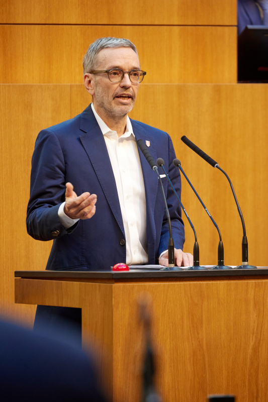 Am Rednerpult: Klubobmann Herbert Kickl (FPÖ)