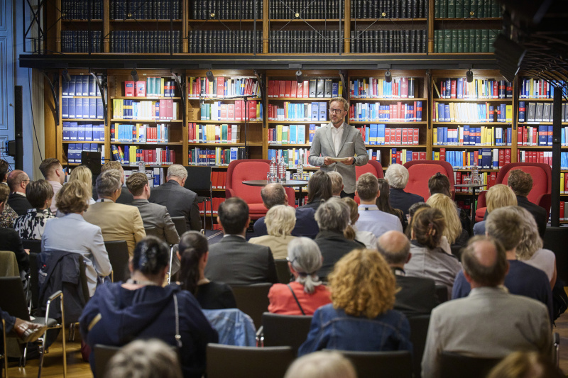 Moderation Thomas Kassl (Dialogplattform Staat & Gesellschaft, Parlamentsdirektion)