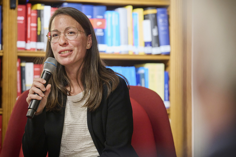 Lehrerin, Literaturwissenschaftlerin, Autorin Kerstin Istvanits