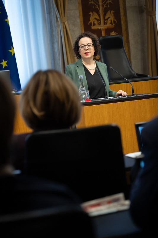 Eröffnungsworte. Bundesratspräsidentin Christine Schwarz-Fuchs (ÖVP)