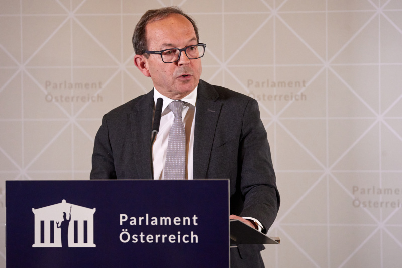 Eröffnungsworte Zweiter Nationalratspräsident Peter Haubner (ÖVP)