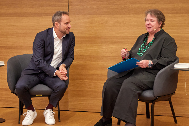 Im Gespräch. Von links: Präsident Österreichisch-Liechtensteinische Gesellschaft Matthias Strolz, Ehrenpräsidentin Österreichisch-Liechtensteinische Gesellschaft Prinzessin Maria Pia von und zu Liechtenstein