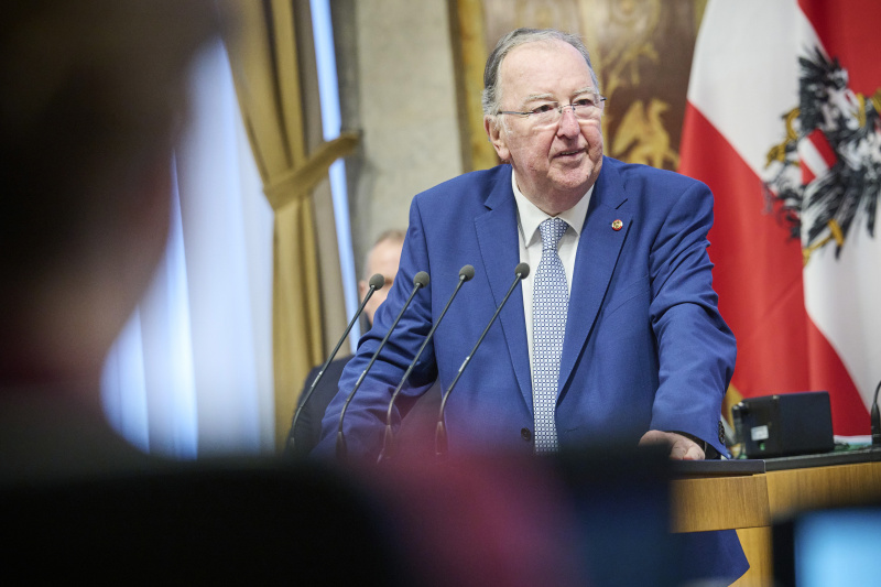 Am Rednerpult Bundesrat Ernest Schwindsackl (ÖVP)