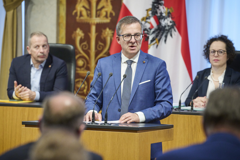 Am Rednerpult Bundesrat Thomas Schmid (SPÖ)
