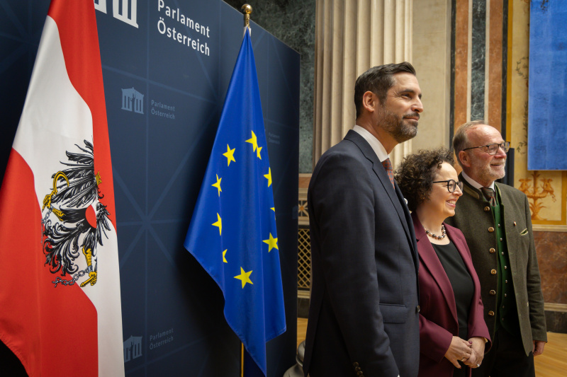 Von links: Bundesratsvizepräsident Daniel Schmid (SPÖ), Bundesratspräsidentin Christine Schwarz-Fuchs (ÖVP), Bundesratspräsident Silvester Gfrerer (ÖVP)