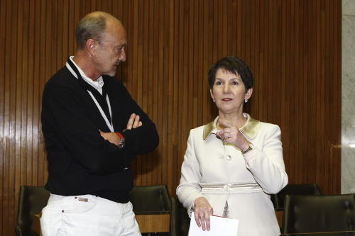 v.li Miguel Herz-Kestranek im Gespräch mit NR-Präsidentin Mag.a Barbara Prammer.