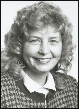 Portraitfoto von Ingeborg Bacher
