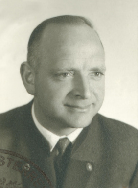 Portraitfoto von Dipl.-Ing. Dr. Siegfried Eberdorfer