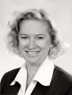 Portraitfoto von Edeltraud Gatterer