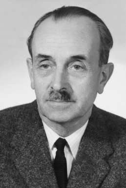 Portraitfoto von Ernst Grundemann-Falkenberg