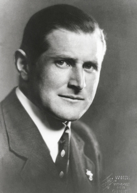 Portraitfoto von Julius Kampitsch