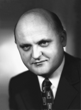 Portraitfoto von Karl Lausecker