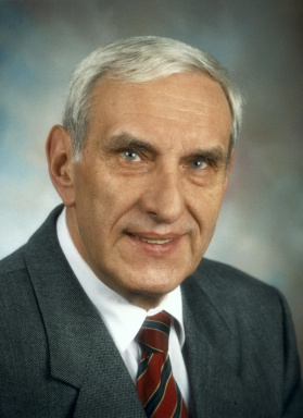 Portraitfoto von Walter Mayr