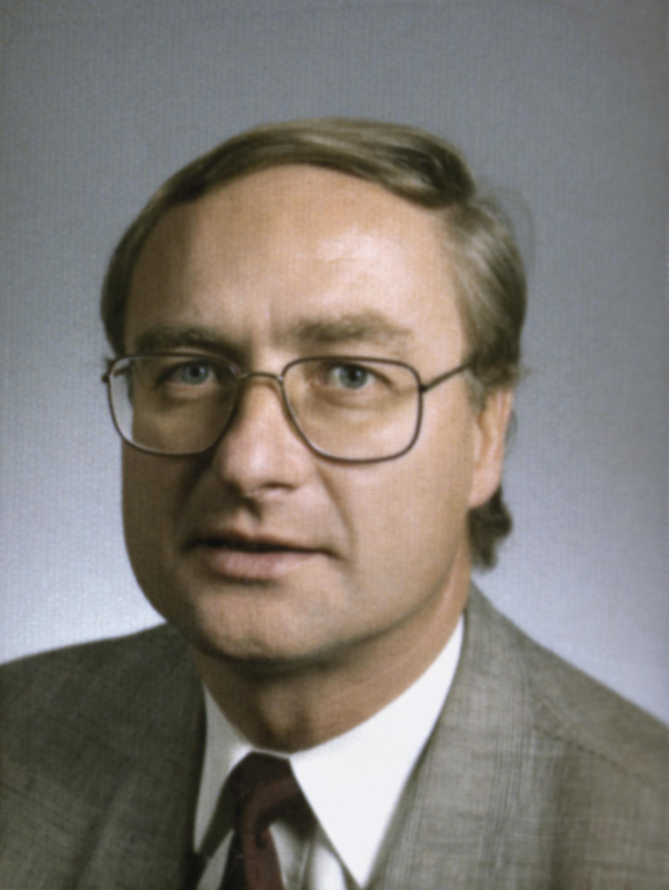 Hans Helmut Moser
