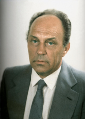 Portraitfoto von Kurt Mühlbacher