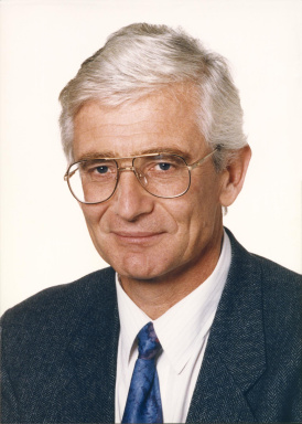 Portraitfoto von Dr. Reinhard Rack