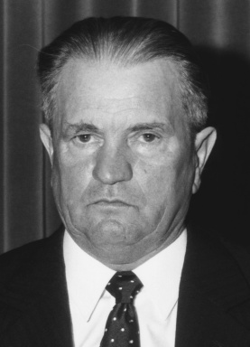 Portraitfoto von Stefan Trenovatz