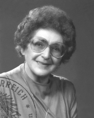 Portraitfoto von Rosa Gföller