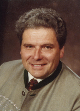 Portraitfoto von Josef Hintermayer
