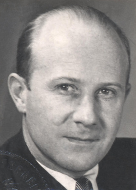 Portraitfoto von Dr. Hubert Hofeneder