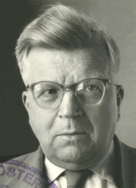 Portraitfoto von Dr. Fritz Koubek