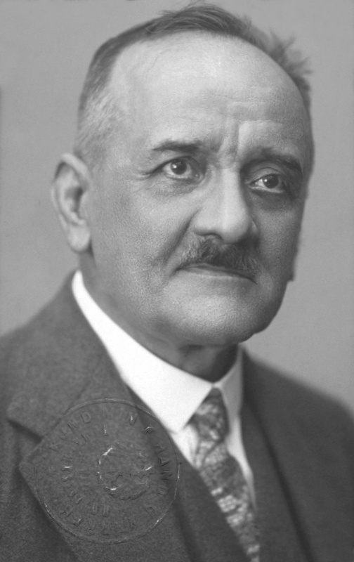 Karl Leuthner