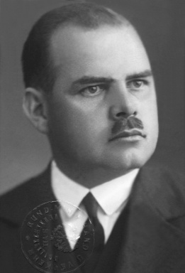 Portraitfoto von Franz Plasser