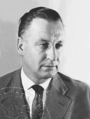 Portraitfoto von Josef Ortner
