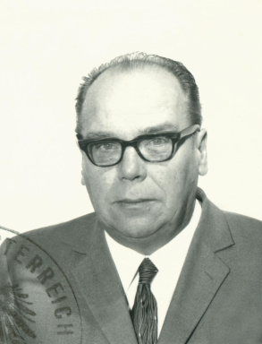 Portraitfoto von Josef Schweiger